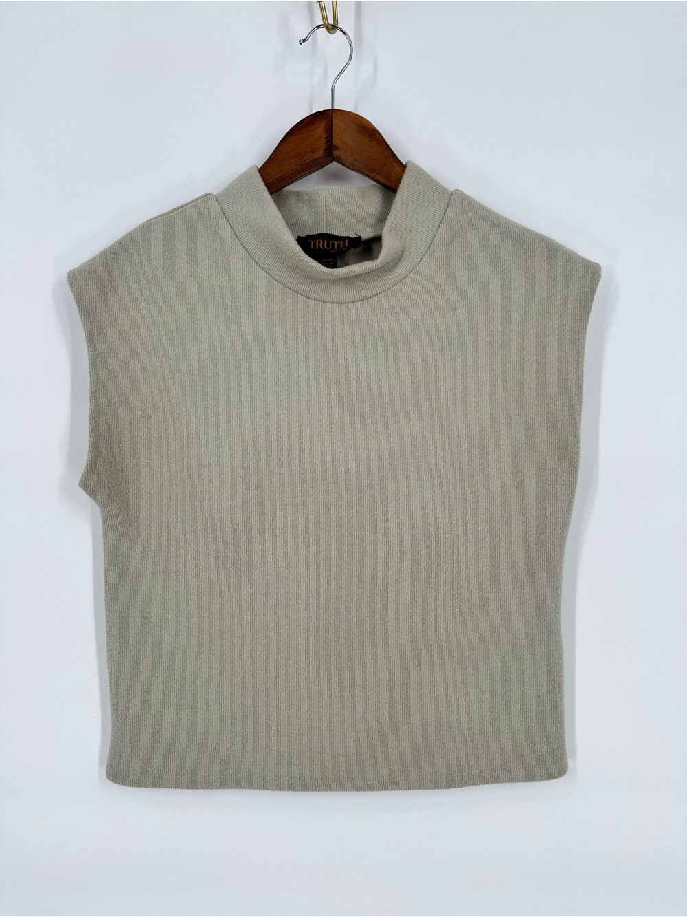 TRUTH BY REPUBLIC Women Turtleneck Short Sleeves Boxy Sweater Top Sage Green